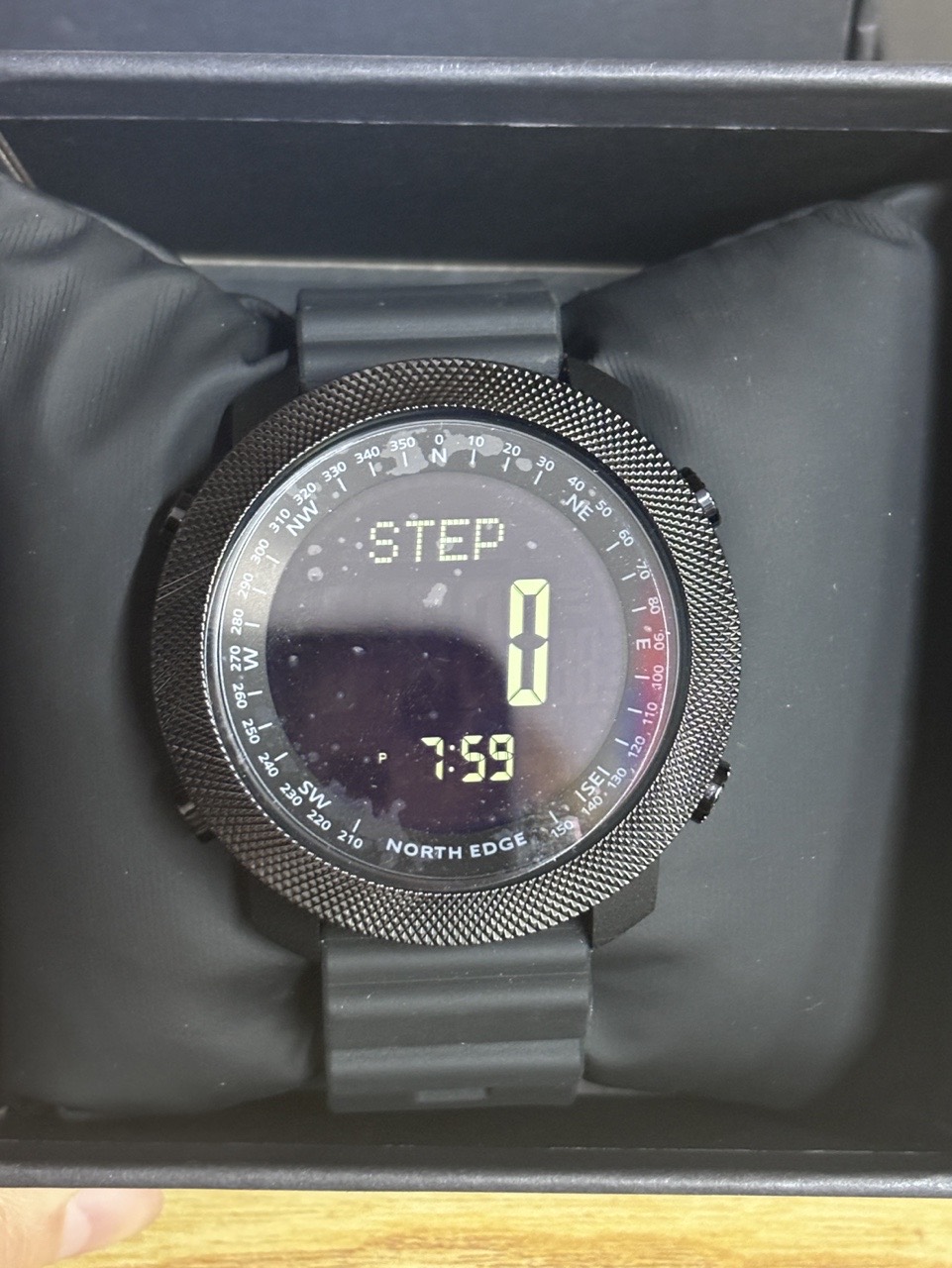 Men Digital Watch NORTH EDGE D - Compass Watch Luxury 评论和价格