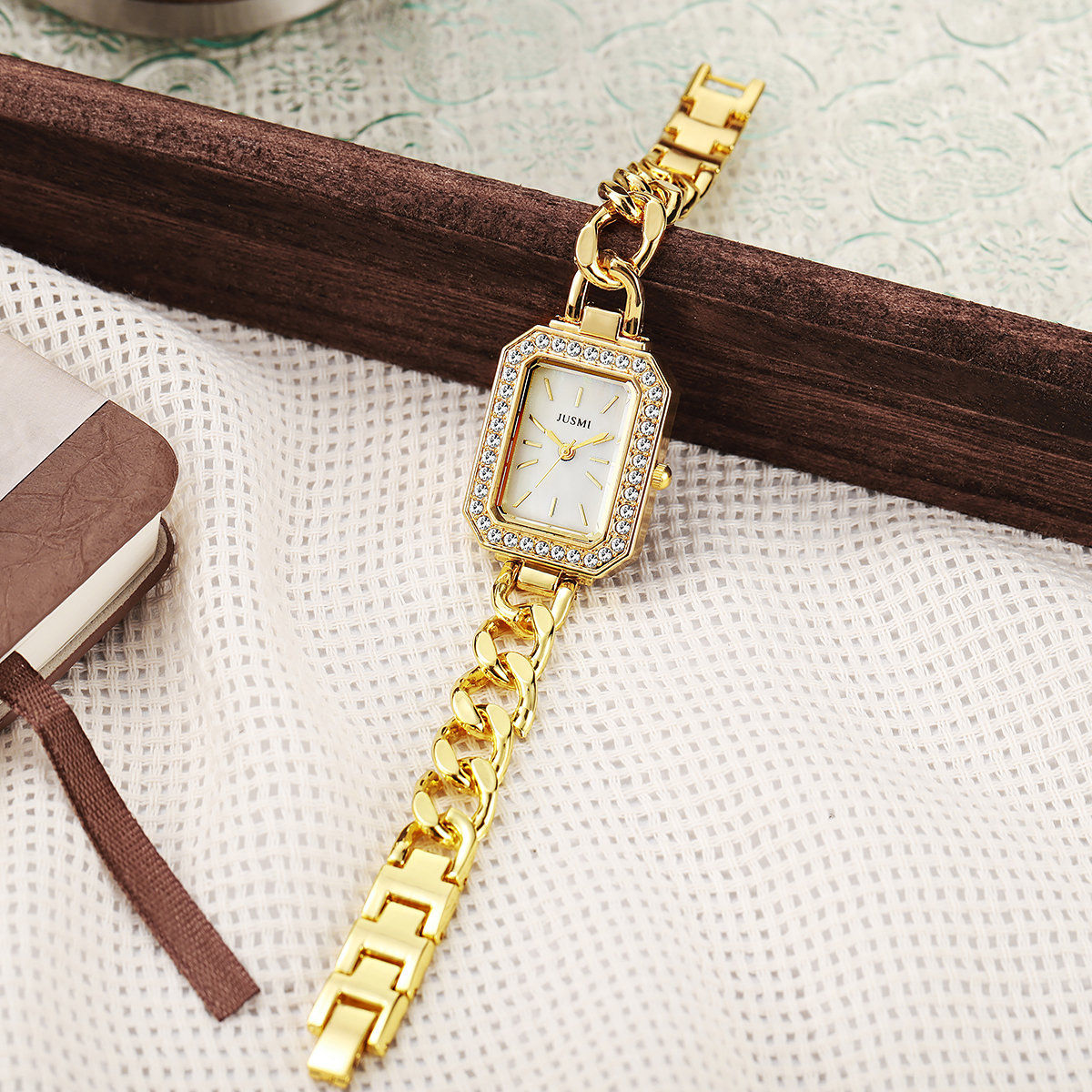 Luxury Gold Square Women's Wat - Luxury Watch Square 评论和价格