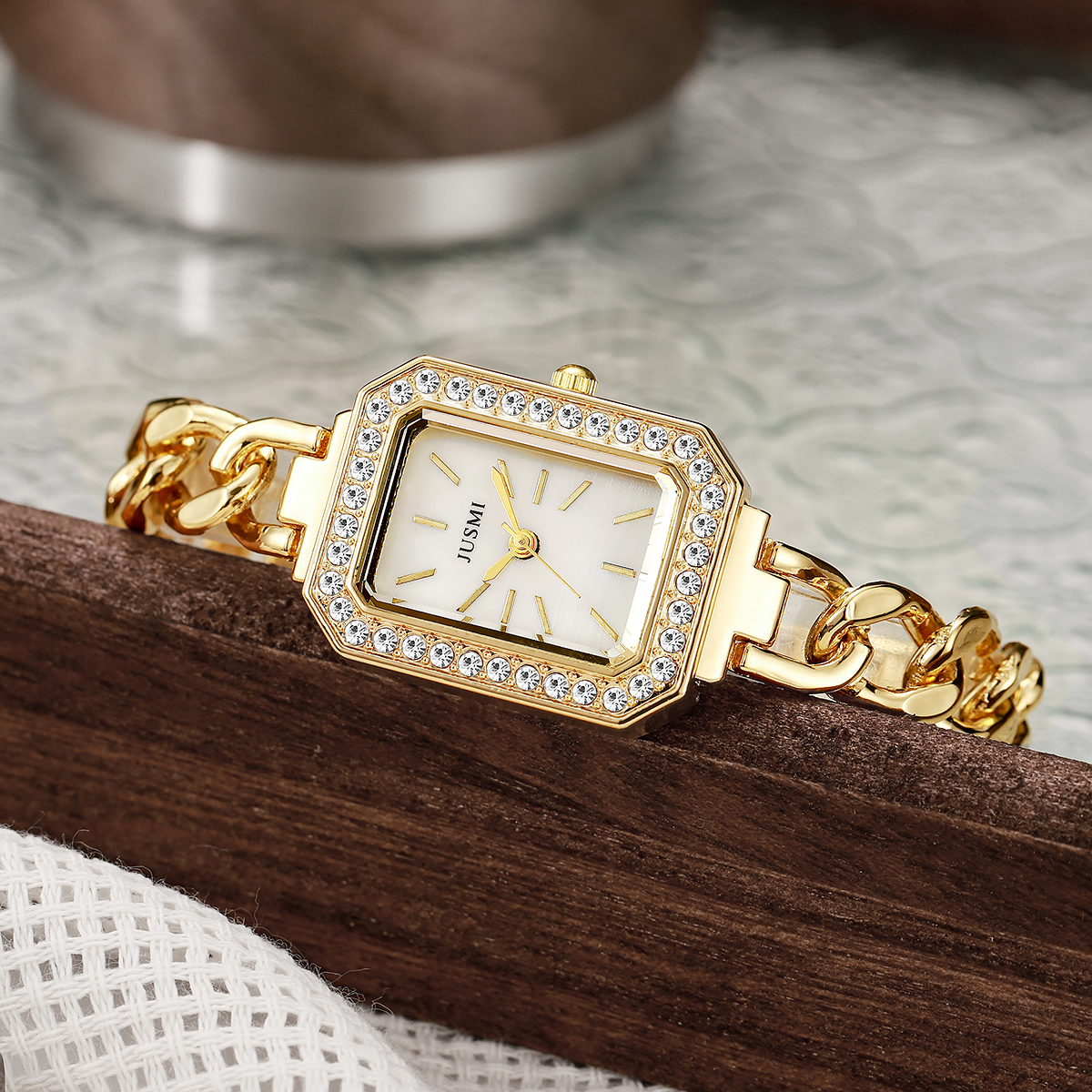 Luxury Gold Square Women's Wat - Luxury Watch Square 评论和价格