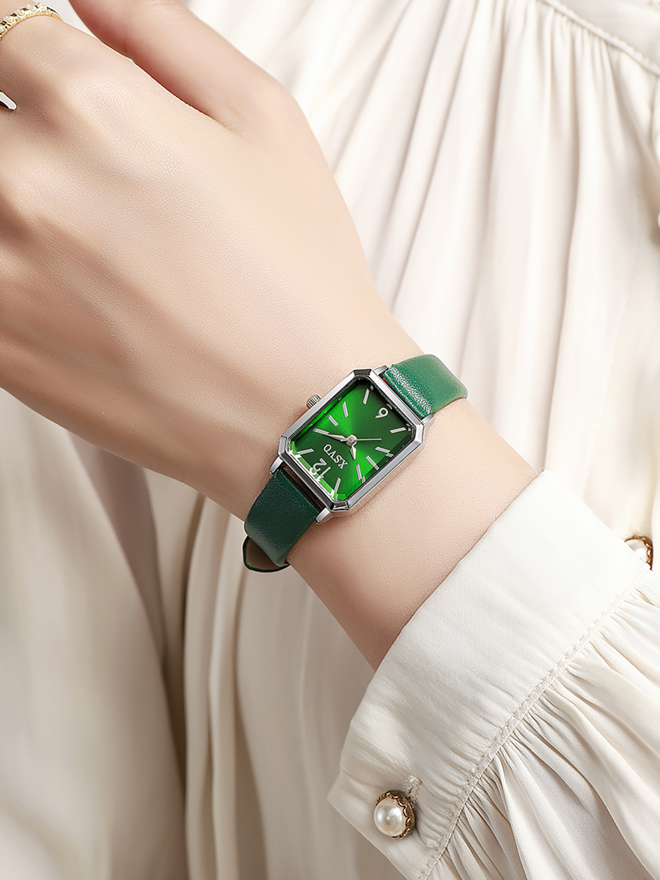 Vintage Silver Square Women's  - Luxury Watch Square 评论和价格