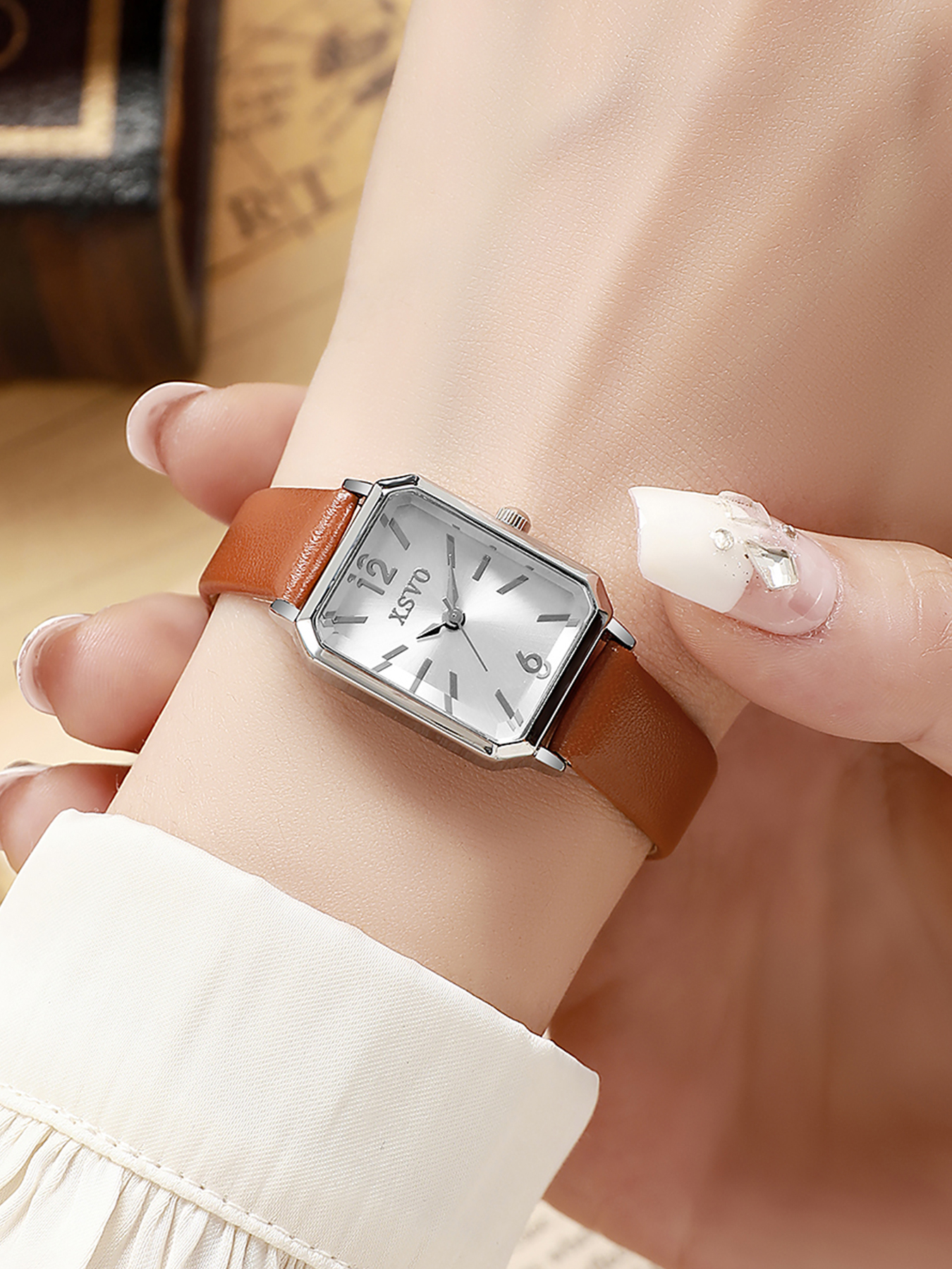 Vintage Silver Square Women's  - Luxury Watch Square 评论和价格